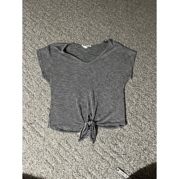 Women’s Cropped Shirt - Caution to the Wind - Size M - Picture 1 of 4